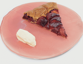 Tarte rustique à la prune rouge