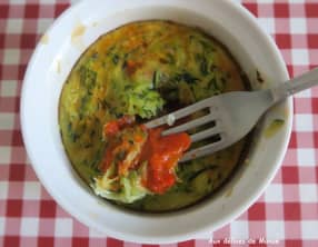 Moelleux à  la courgette, coeur poivron rouge