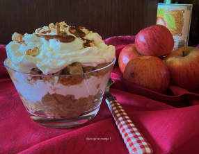 Gâteau sans cuisson pomme au cidre et caramel