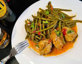 Filet mignon de porc à la bière et aux haricots verts au Companion