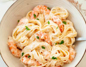 Pâtes aux crevettes et sauce Alfredo