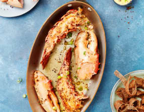 Homard rôti au beurre d’algues et sarrasin croustillant