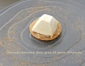 Amuses bouche au foie gras et pain d'épices