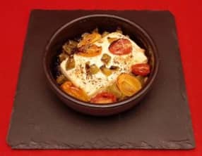 Feta au four avec tomates, poivron et miel