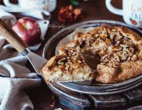 Tarte aux pommes avec compote de pomme