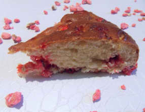 Brioche aux pralines roses