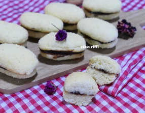 Petits fours au sucre et au chocolat façon langues-de-chat