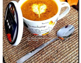 Velouté de Potimarron à l'huile de Truffes