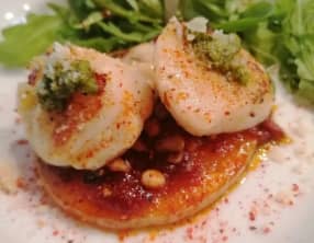 Noix de Saint Jacques sur sa galette de butternut rôti