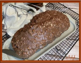 Cake au chocolat et glaçage rocher