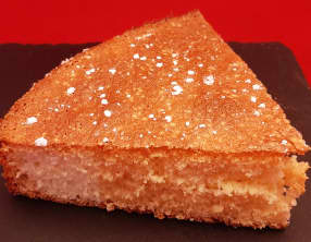 Gâteau de Savoie traditionnel
