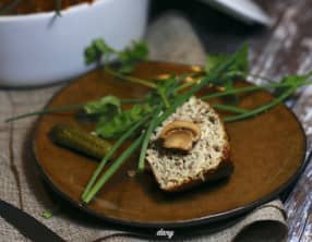 terrine aux restes de viande et aux champignons