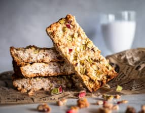 Barre céréales vegan à la rhubarbe