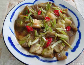 Aubergines à la vapeur au gingembre