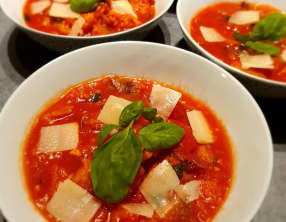 Soupe à la tomate ultra-simple