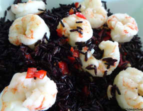 Salade de riz noir aux crevettes et sauce vietnamienne de Nigella Lawson