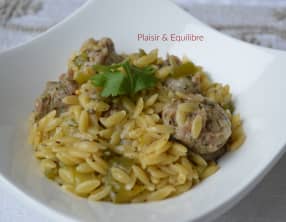 Saucisses et orzo façon cajun