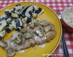 Escalope de veau aux champignons, à la crème de camembert
