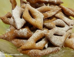 Bugnes à l'orange et fleur d'oranger