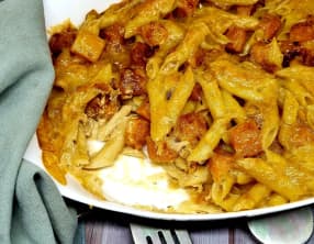 Gratin de pâtes, butternut et scamorza fumée