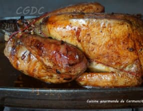 Pintade farcie au riz sauvage, amandes et pistaches