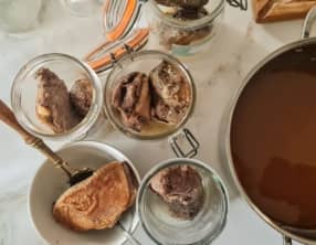 Confit de canard en conserve