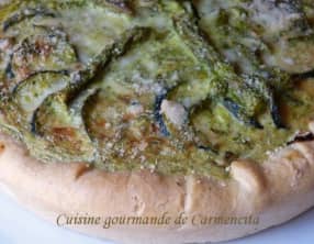 Tarte pizza aux asperges vertes et courgettes