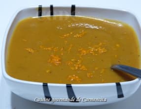 Velouté butternut oignons rouges et pomme