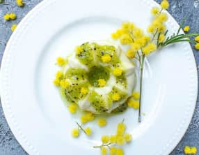 Panna cotta aux fleurs de mimosa