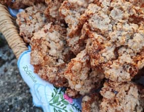 Craquants au caramel et noisettes