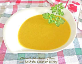 Velouté de chou-fleur au lait de coco et curry