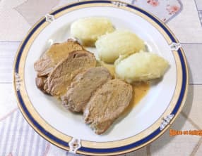 Filet mignon au four à l'ail et à la moutarde