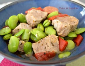 Filet mignon aux fèves, piquillos et chorizo