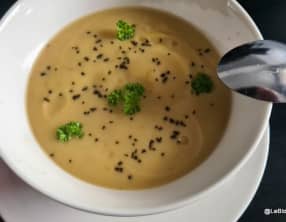 Velouté de chou-fleur au lait de coco