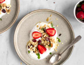 Muesli amandes, canneberges et fèves de cacao