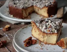 Gâteau rhum-raisins