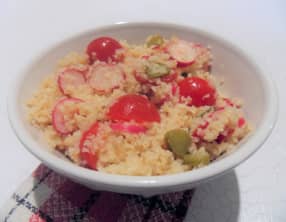 Salade de boulgour aux tomates cerise et aux radis