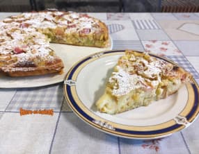 Tarte facile rhubarbe et amandes
