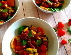 Salade de patates douces et haricots rouges