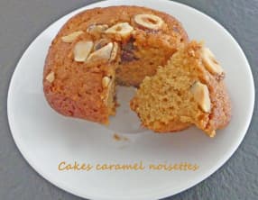 Cakes caramel noisettes