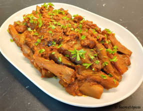 Aubergines en sauce tomates