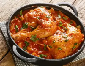 Poulet à la crème de tomate cuit au four