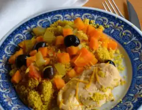Poulet à l'orange et aux olives