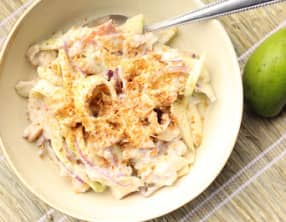 Salade de poisson séché et de mangue verte