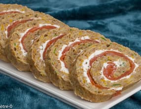 Roulés de truite fumée aux courgettes et au fromage frais