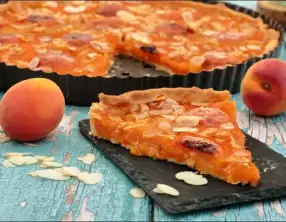 Tarte à la compotée d'abricots vanillée