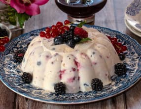 Entremet glacé aux fruits rouges