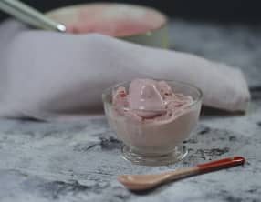 Crème glacée express à la fraise