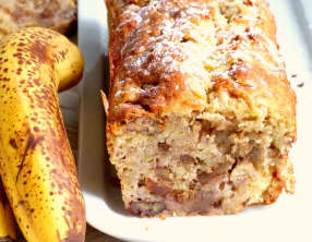 Banana bread aux noix de pécan et chocolat