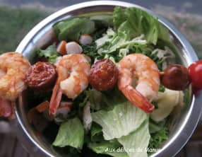 Brochettes de crevettes au chorizo et tomates cerises